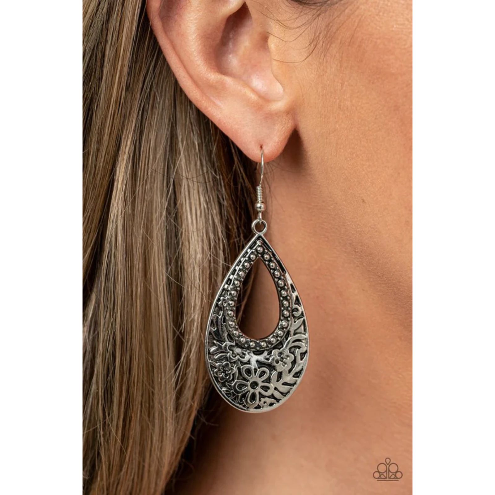 Organically Opulent Silver Earring 276